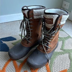 North face mid-calf women’s boots